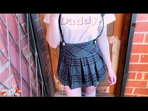 ❤️ Schoolgirl Mengisap penisnya dalam-dalam dan meniduri alih-alih kelas. ❤️ Video seks pada kami id.pornpicslove.ru ❤