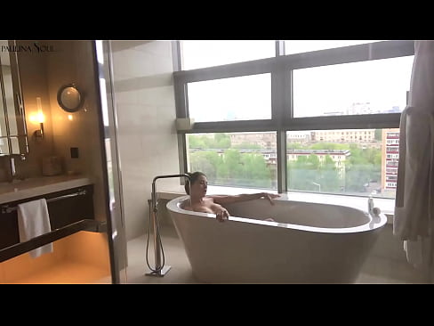 ❤️ Sayang yang luar biasa dengan penuh semangat menyentak vaginanya di kamar mandi ❤️ Video seks pada kami id.pornpicslove.ru ❤